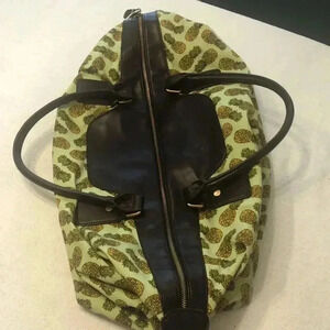 Nila Anthony weekender bag